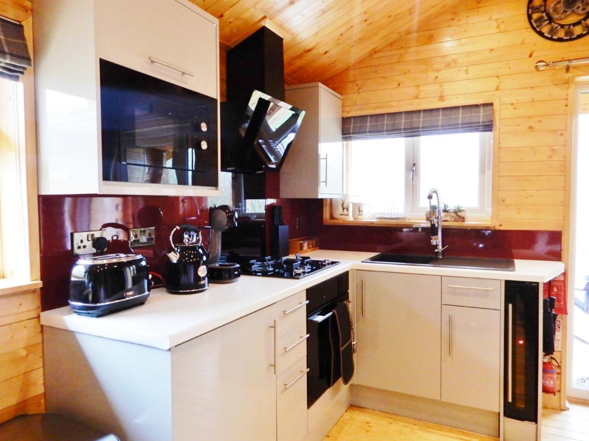 Balmoral Studio Lodge Ellesmere Extérieur photo